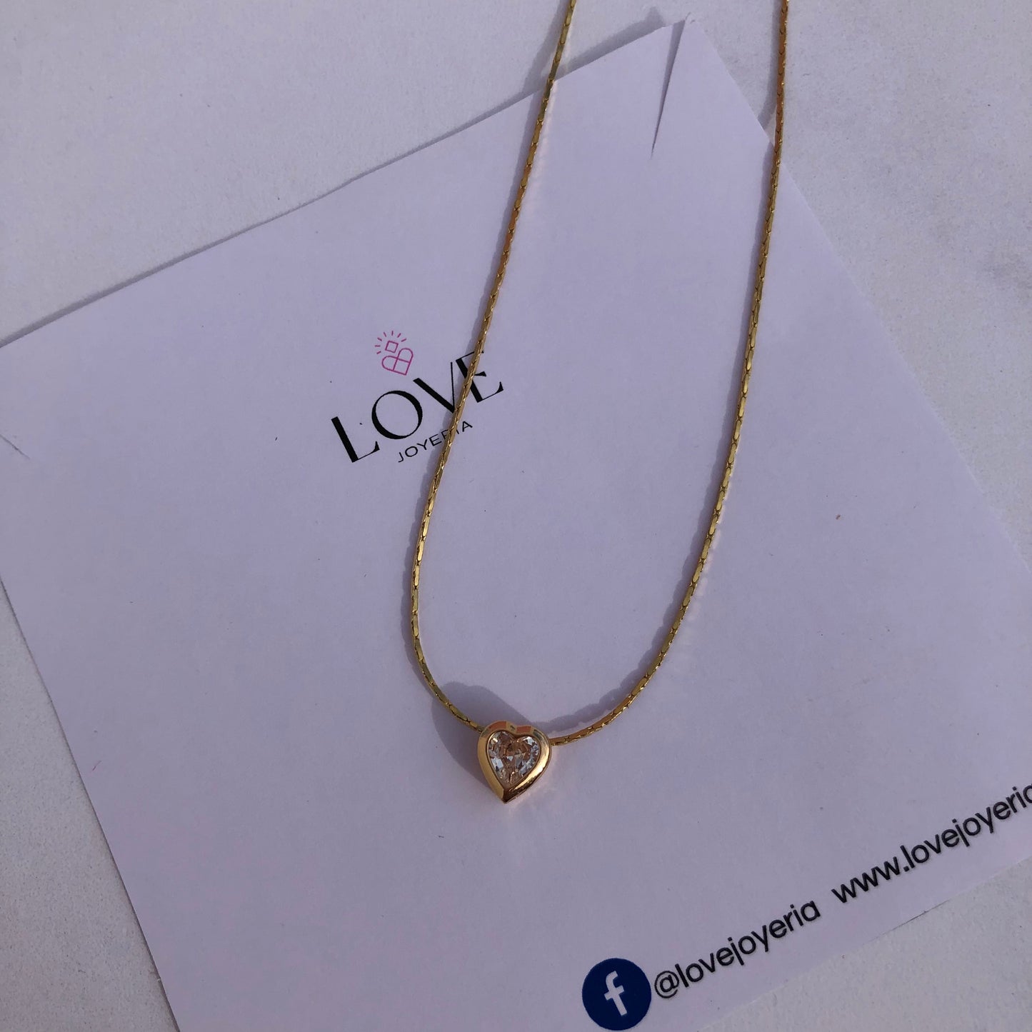 Collar corazón grande