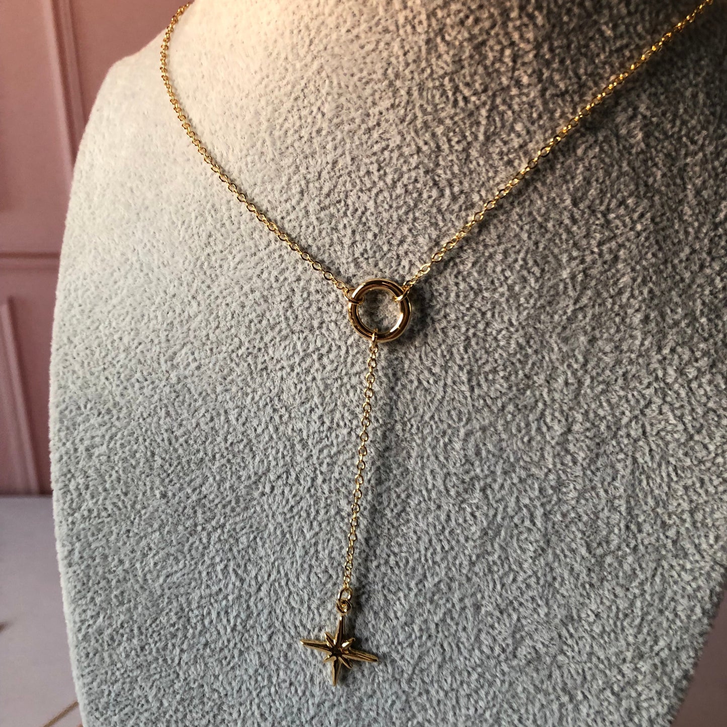 Collar círculo con Estrella