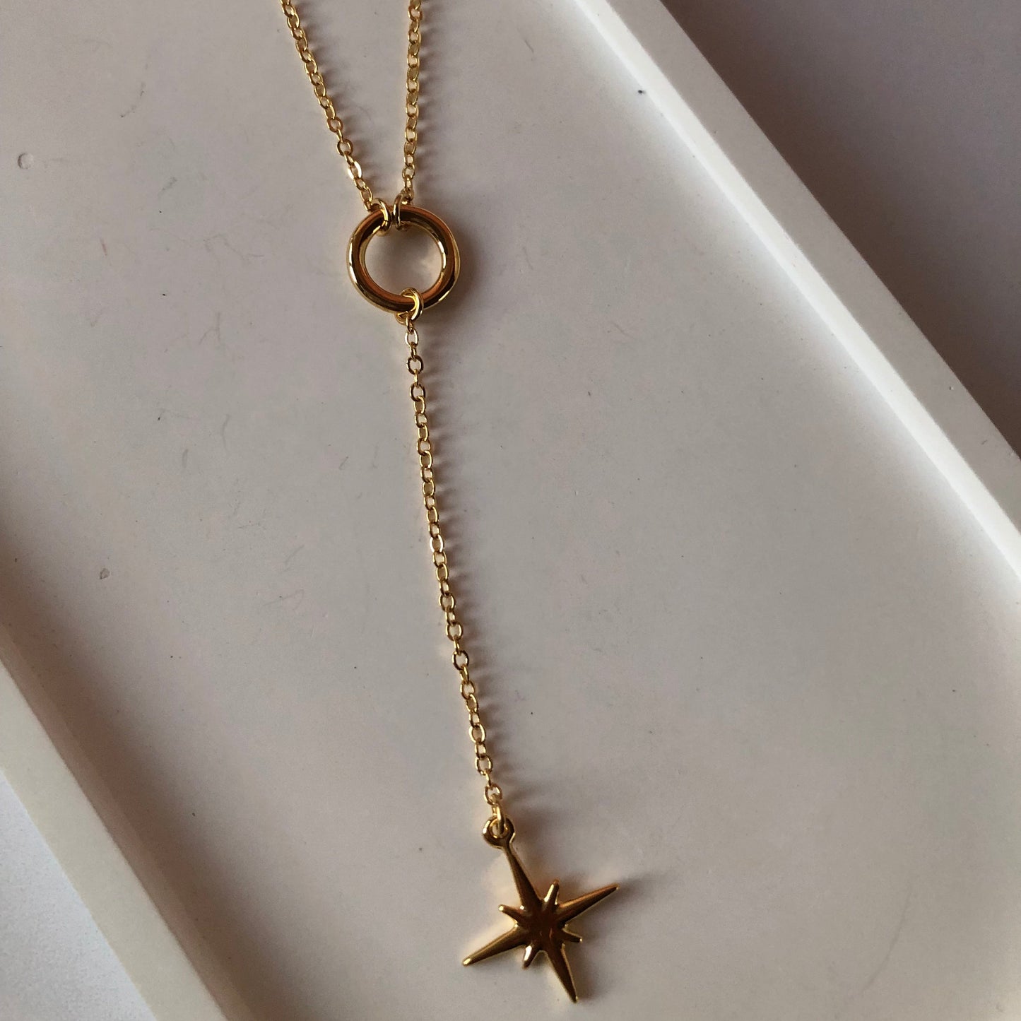 Collar círculo con Estrella