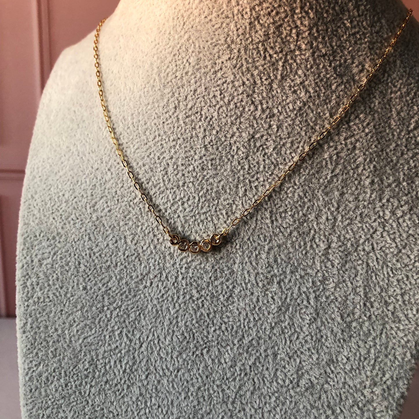 Collar tres cristales