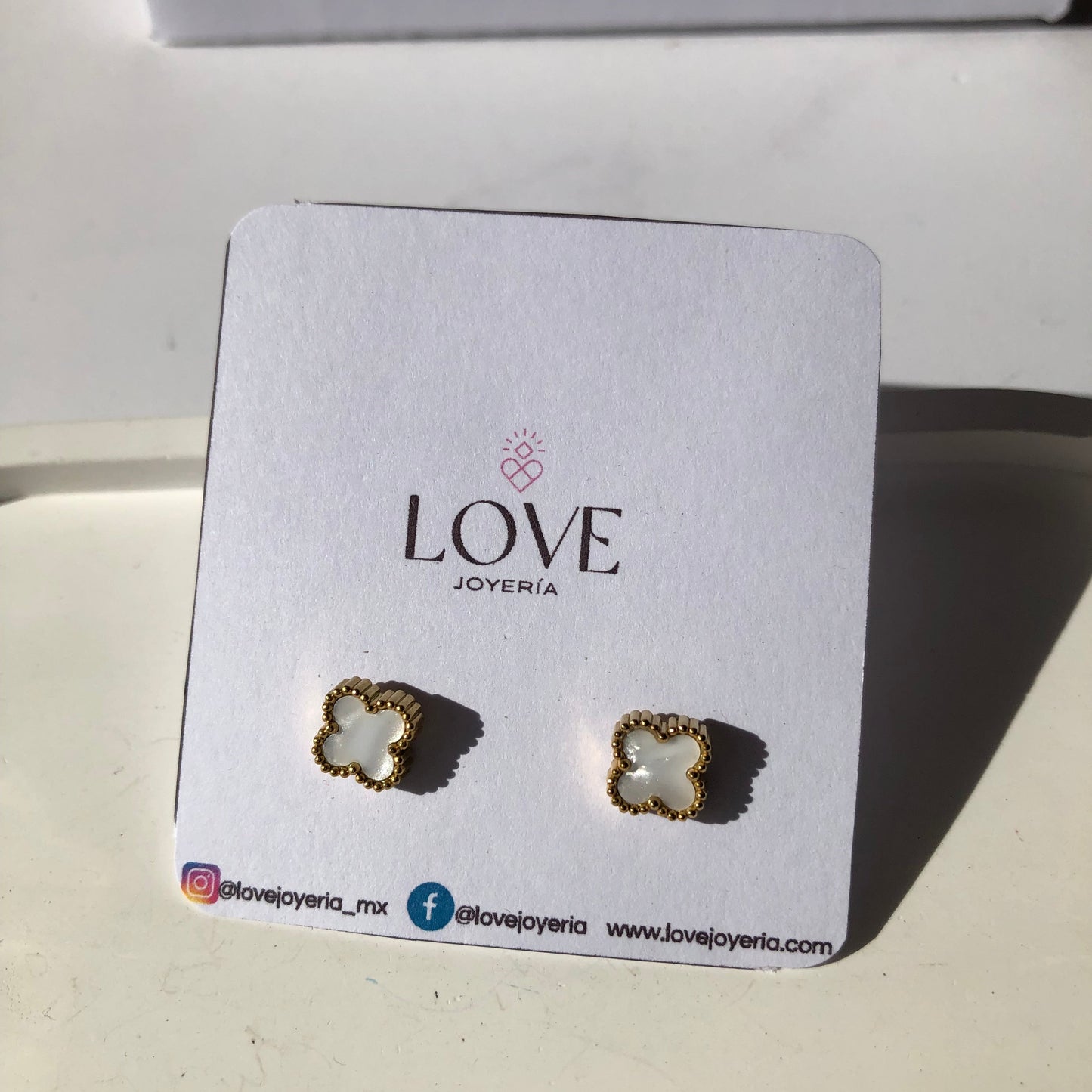Aretes trébol blanco acero inoxidable
