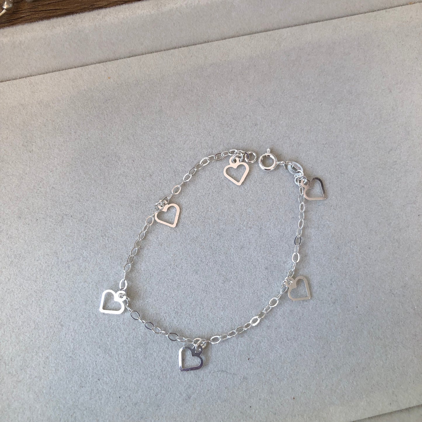 Pulsera corazones plata .925