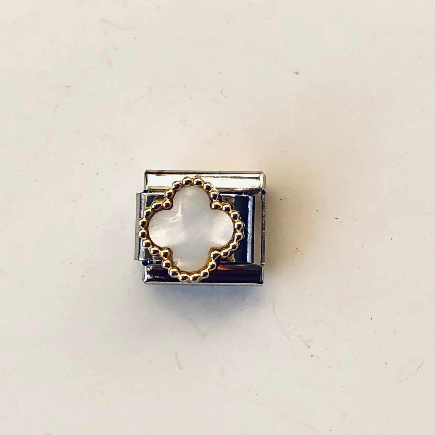 Charm para pulsera italiana trébol blanco