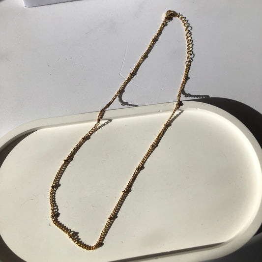 Collar bolitas