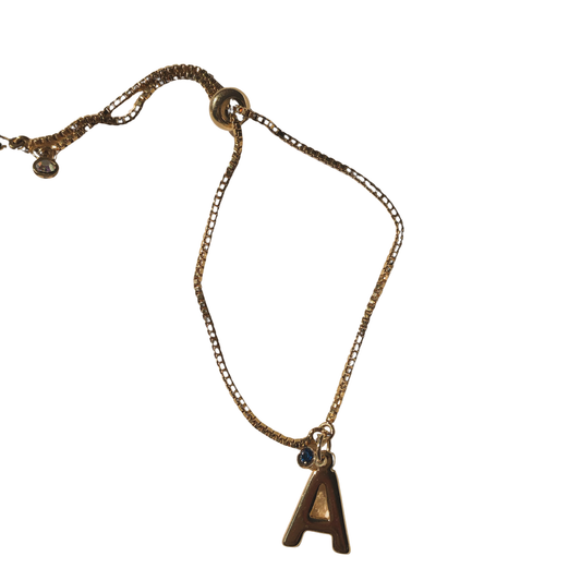 Pulsera con inicial y cristal