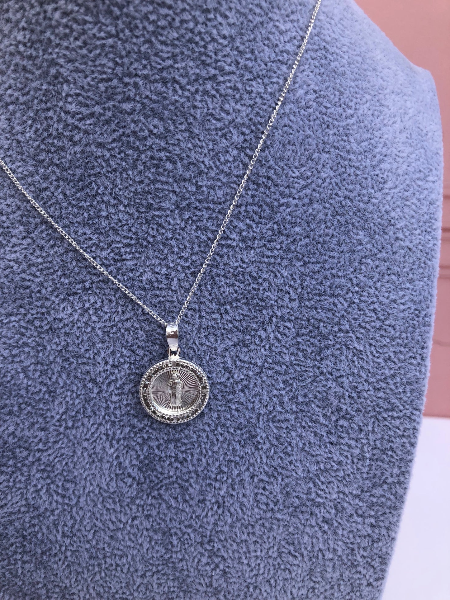 Cadena con medalla San Judas Tadeo