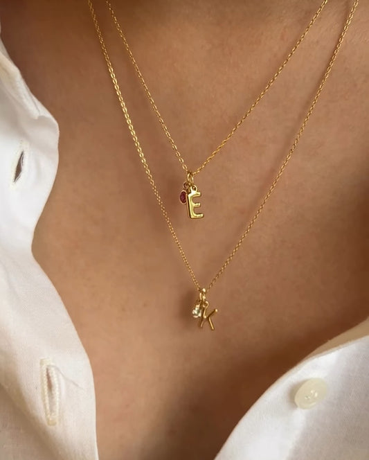 Collar Inicial Mini con Zirconia