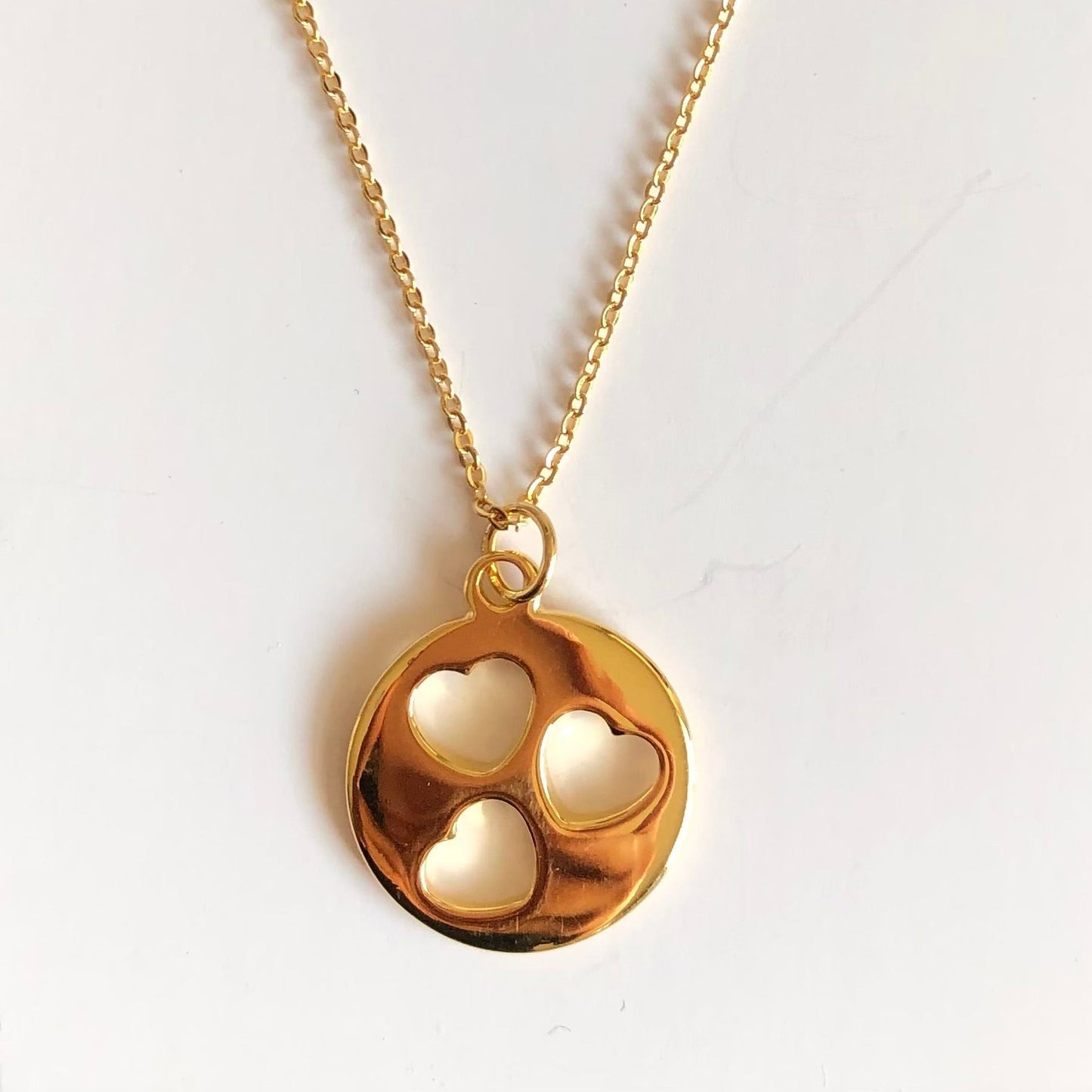 Collar moneda 3 corazones