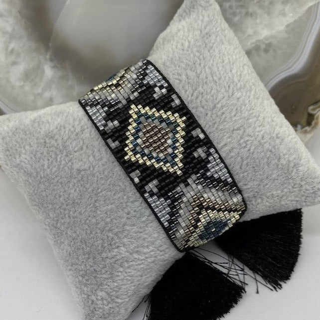 Pulsera Miyuki Negra con Gris