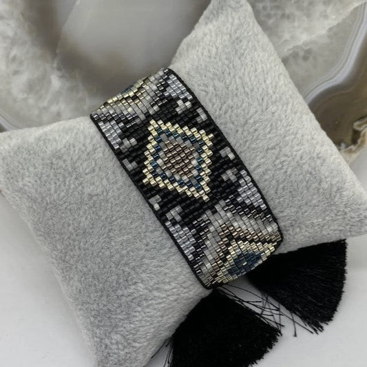 Pulsera Miyuki Negra con Gris