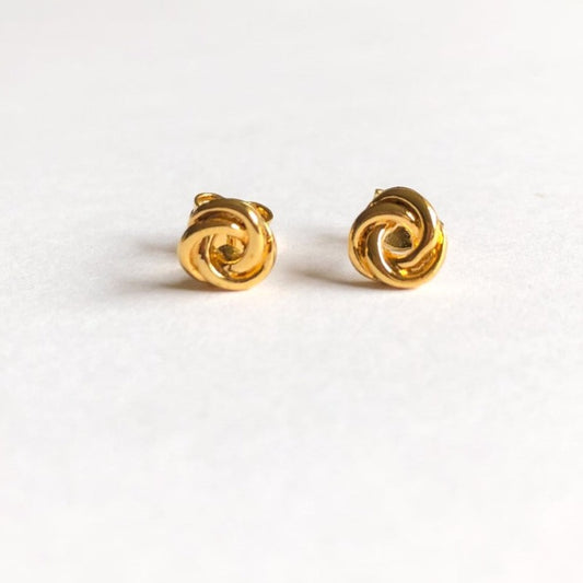 Aretes nudo
